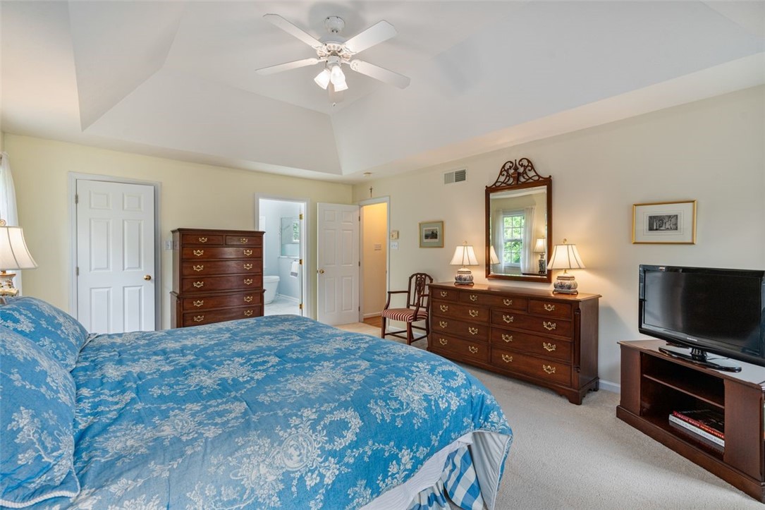 506 Hickory Ct