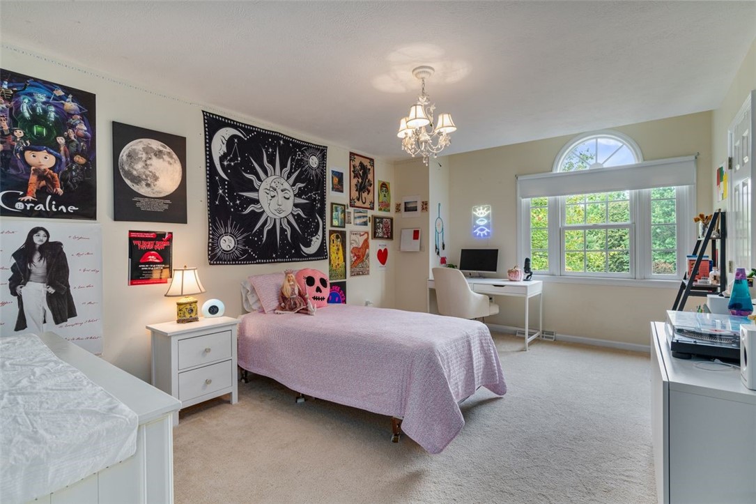 506 Hickory Ct