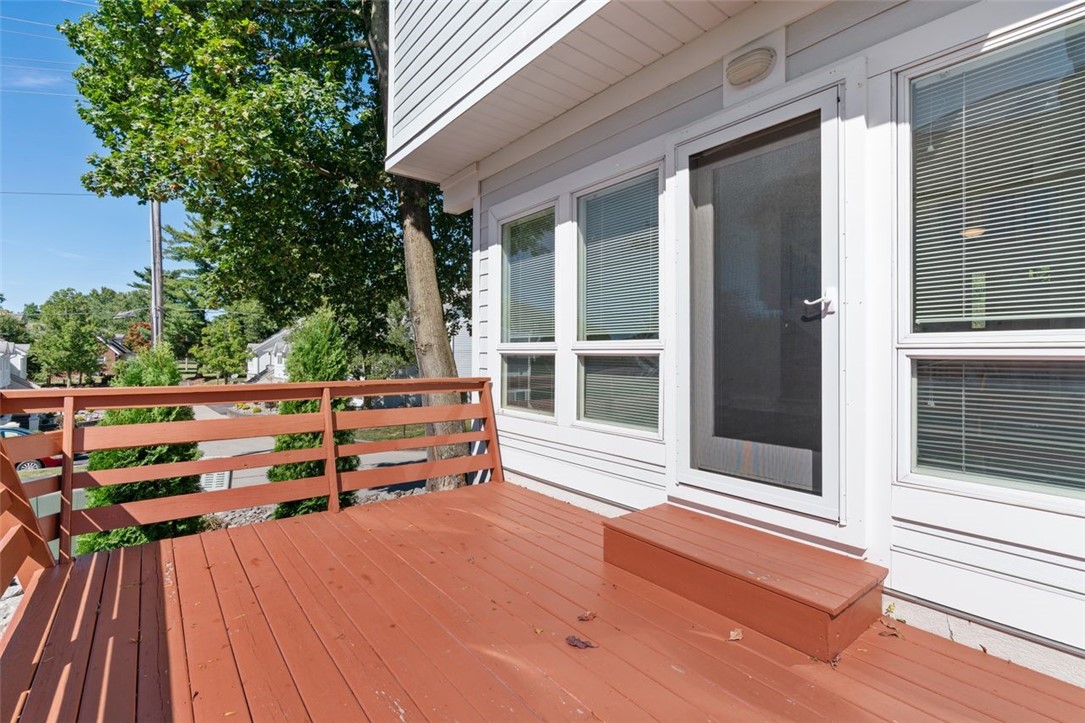 100 Saint Tropez Cir