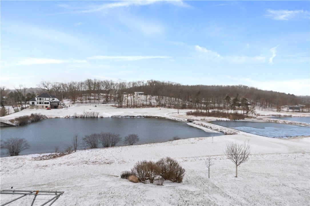 470 Four Lakes Dr