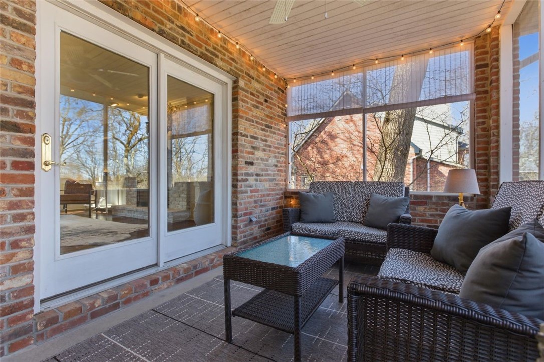 2529 Lindenwood Dr
