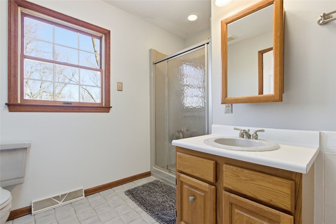 2529 Lindenwood Dr