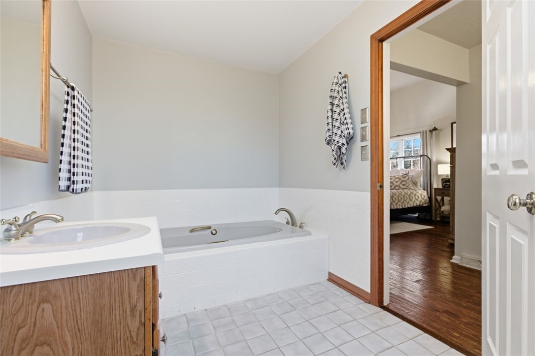 2529 Lindenwood Dr