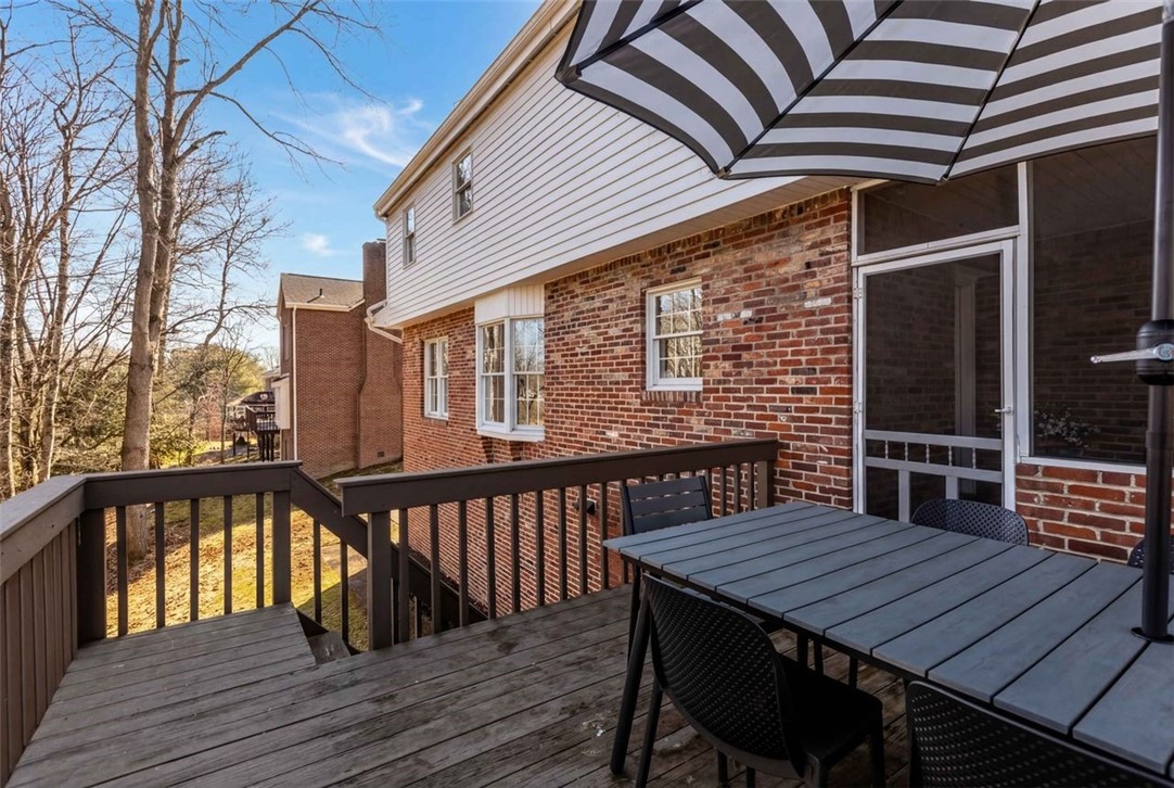 2529 Lindenwood Dr