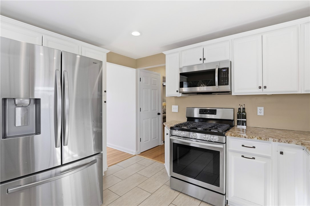 633 Moreland Dr