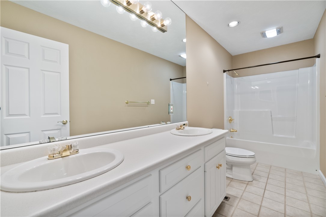 3110 Algonquin Trl