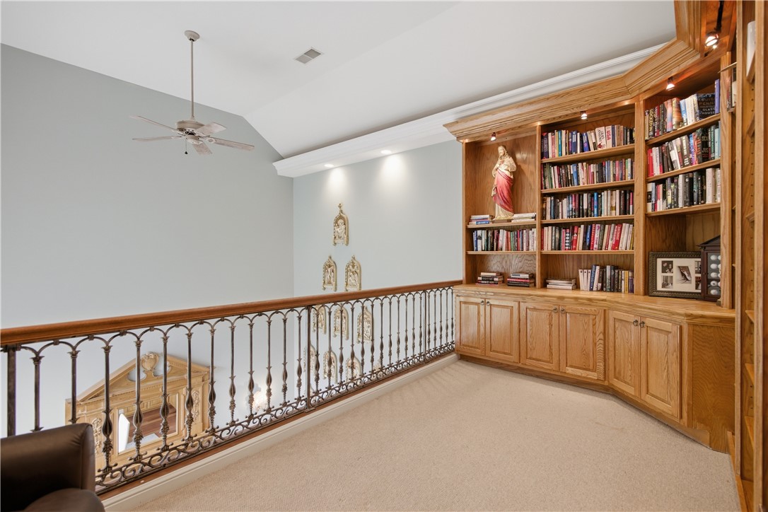 1501 Theodora Ln