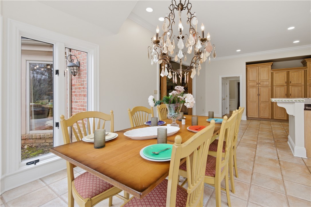 1501 Theodora Ln