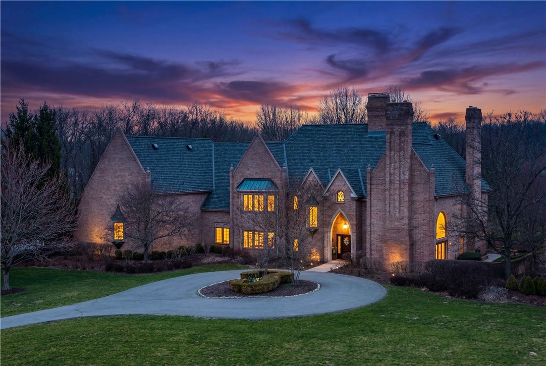 1501 Theodora Ln