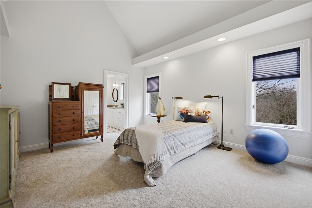 1501 Theodora Ln