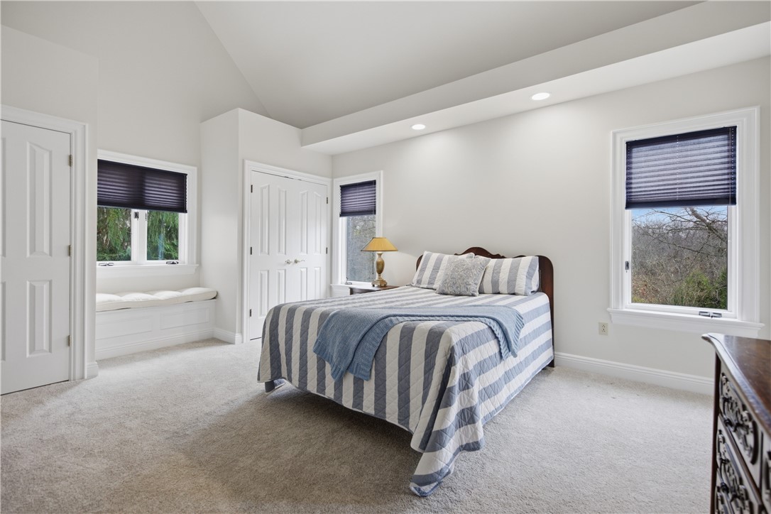 1501 Theodora Ln