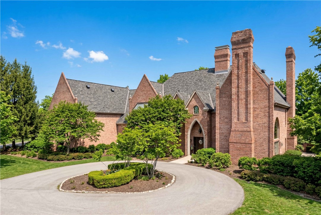1501 Theodora Ln