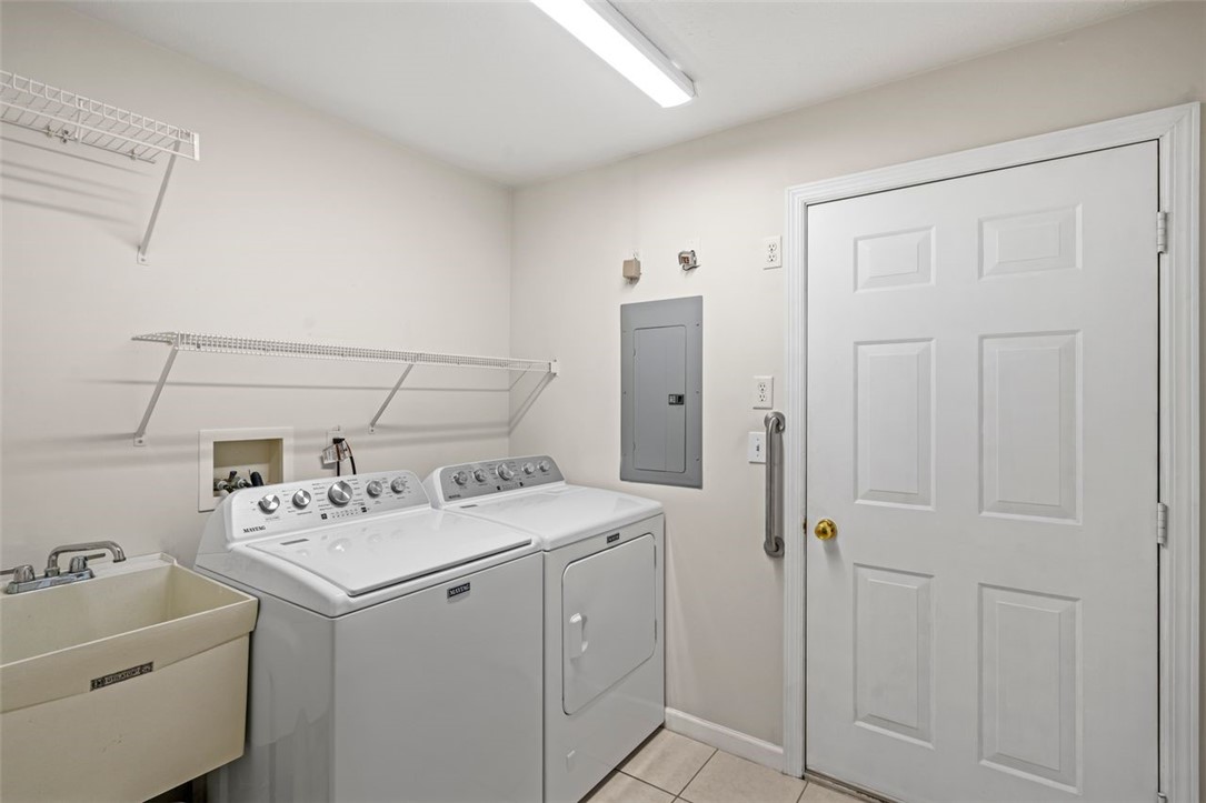 234 Adams Pointe Blvd. 10