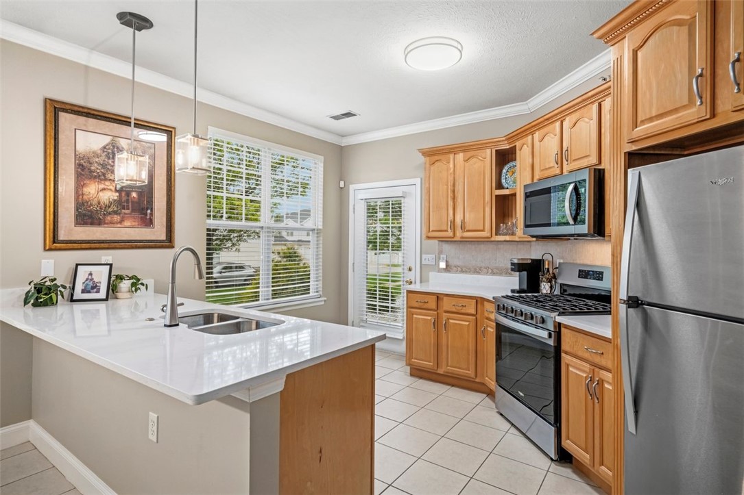 234 Adams Pointe Blvd. 10