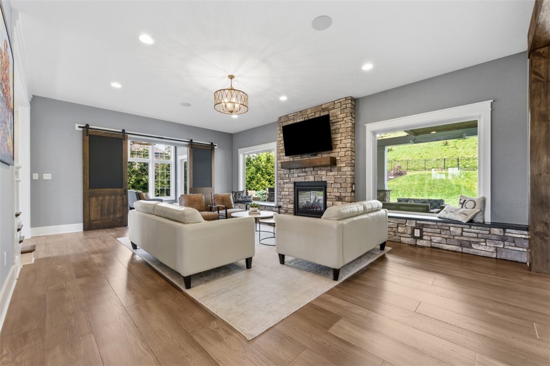 113 Birch Dr