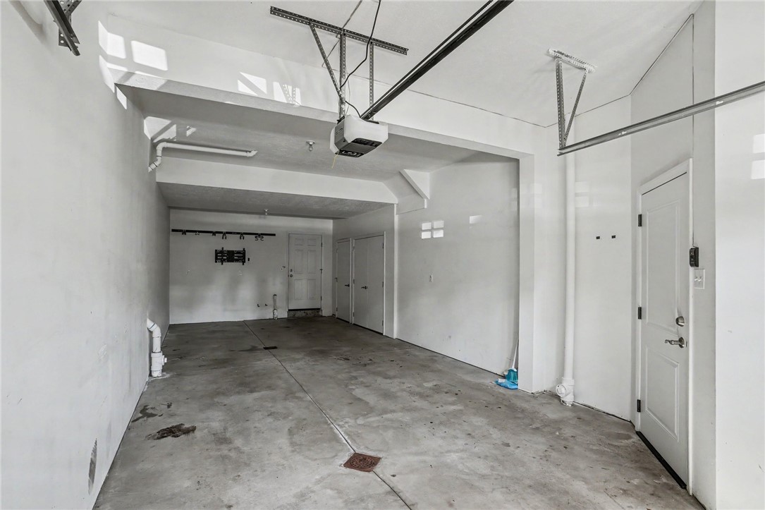 44 Uxor Way