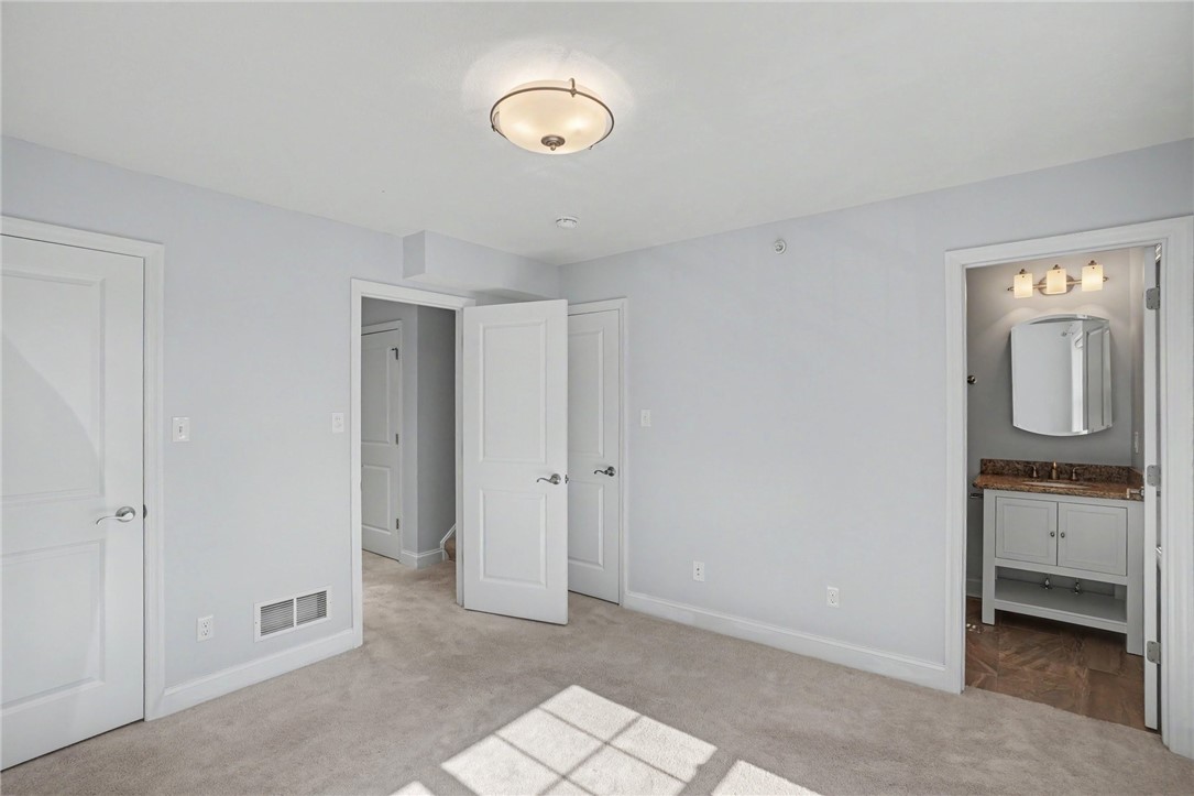 44 Uxor Way