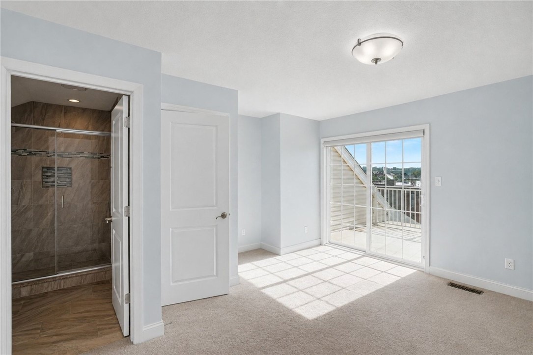 44 Uxor Way