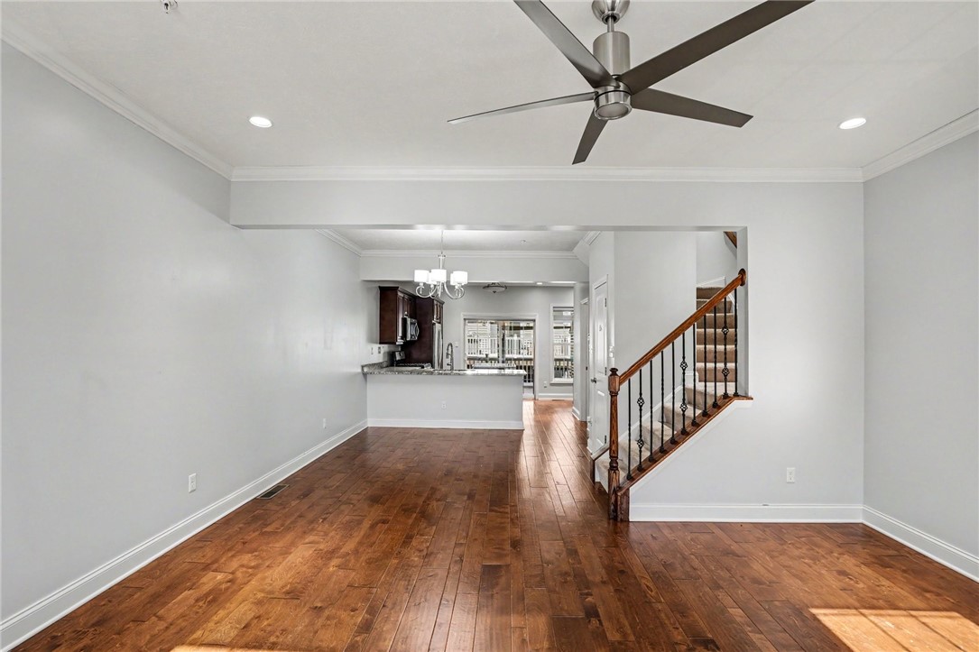 44 Uxor Way