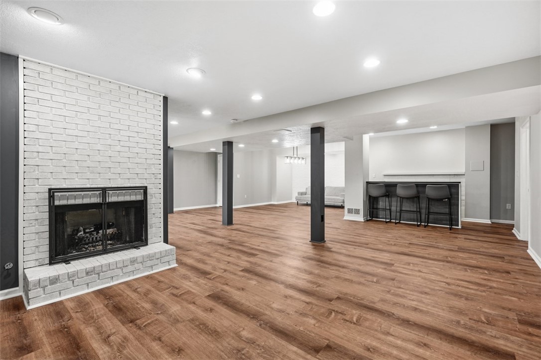 5003 Old Orchard Ln