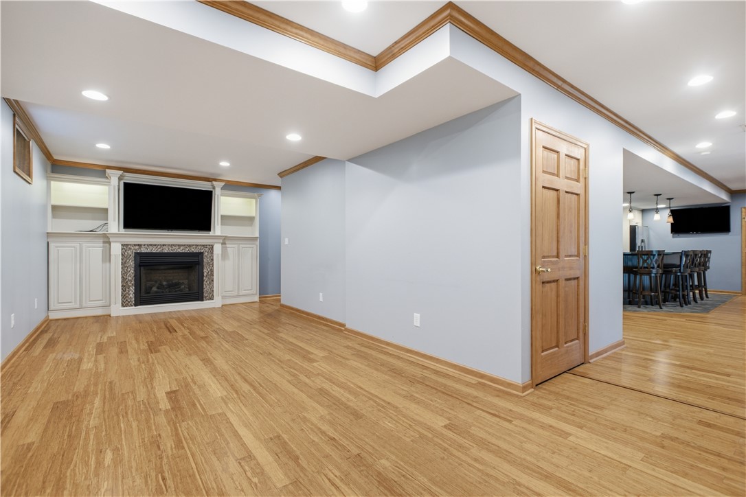 918 Gregory Ct