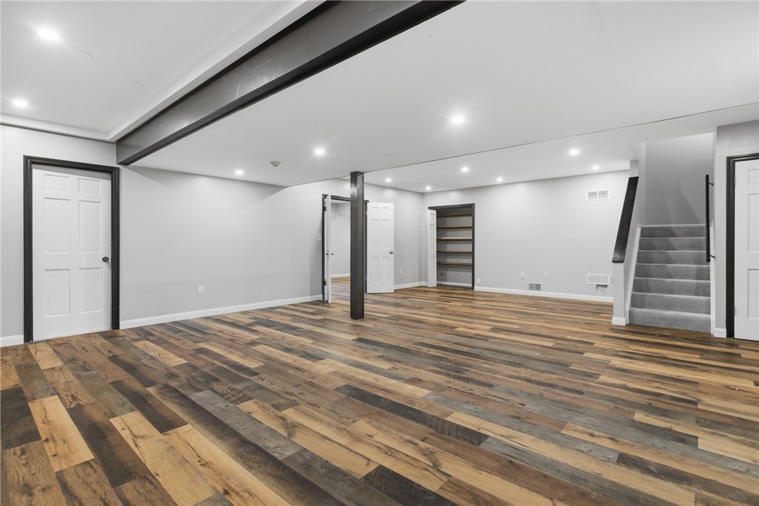 2501 Birchwood Ct