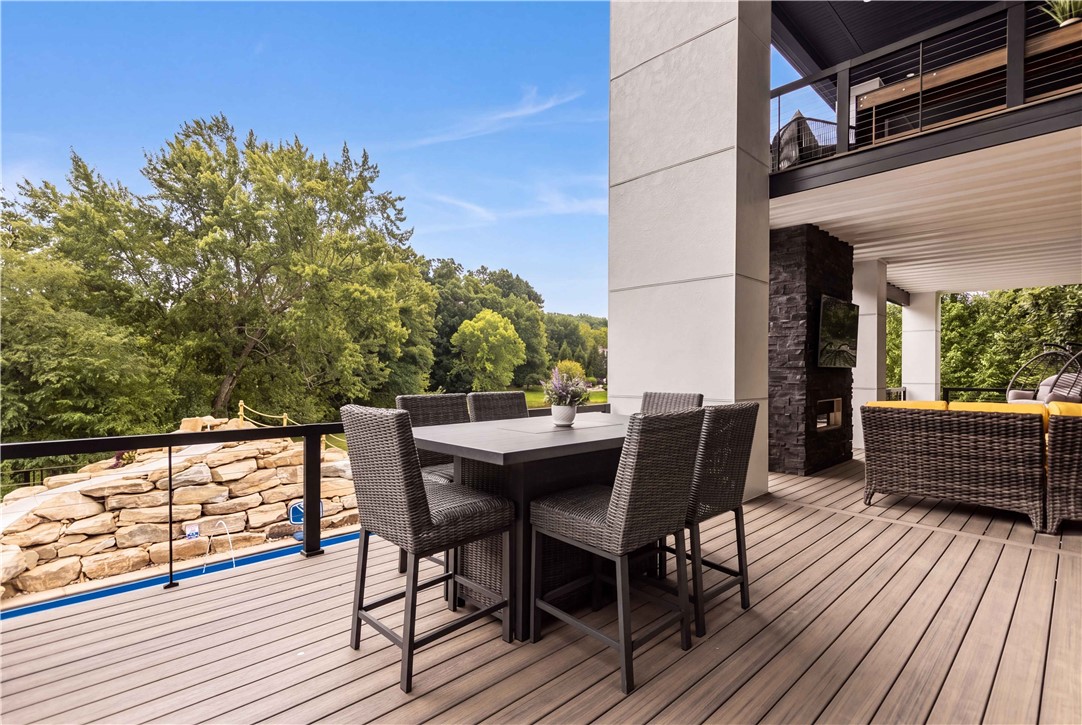 15 Burke Road