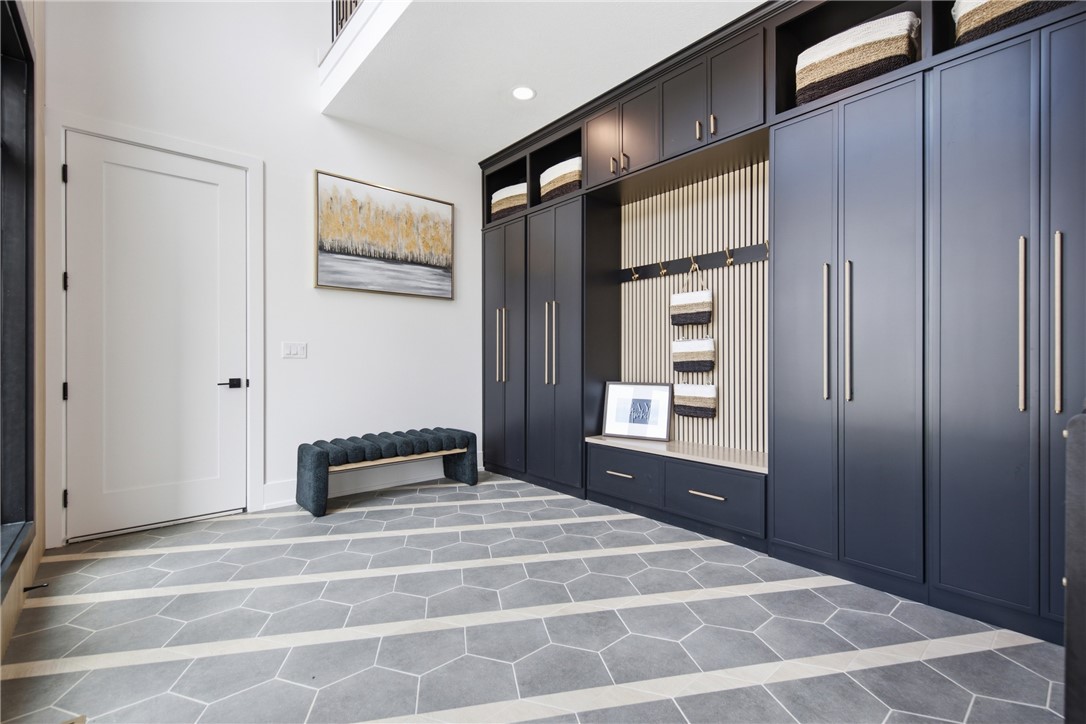 15 Burke Road