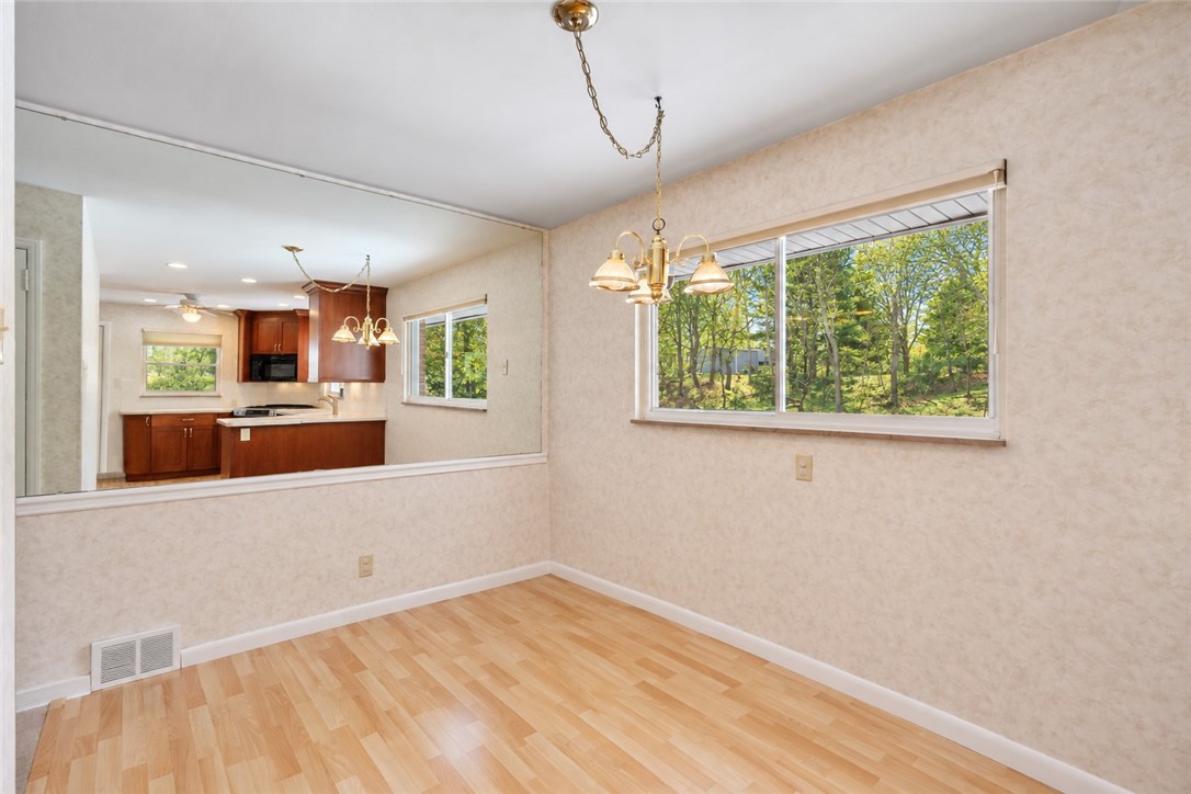 4043 Ewalt Rd