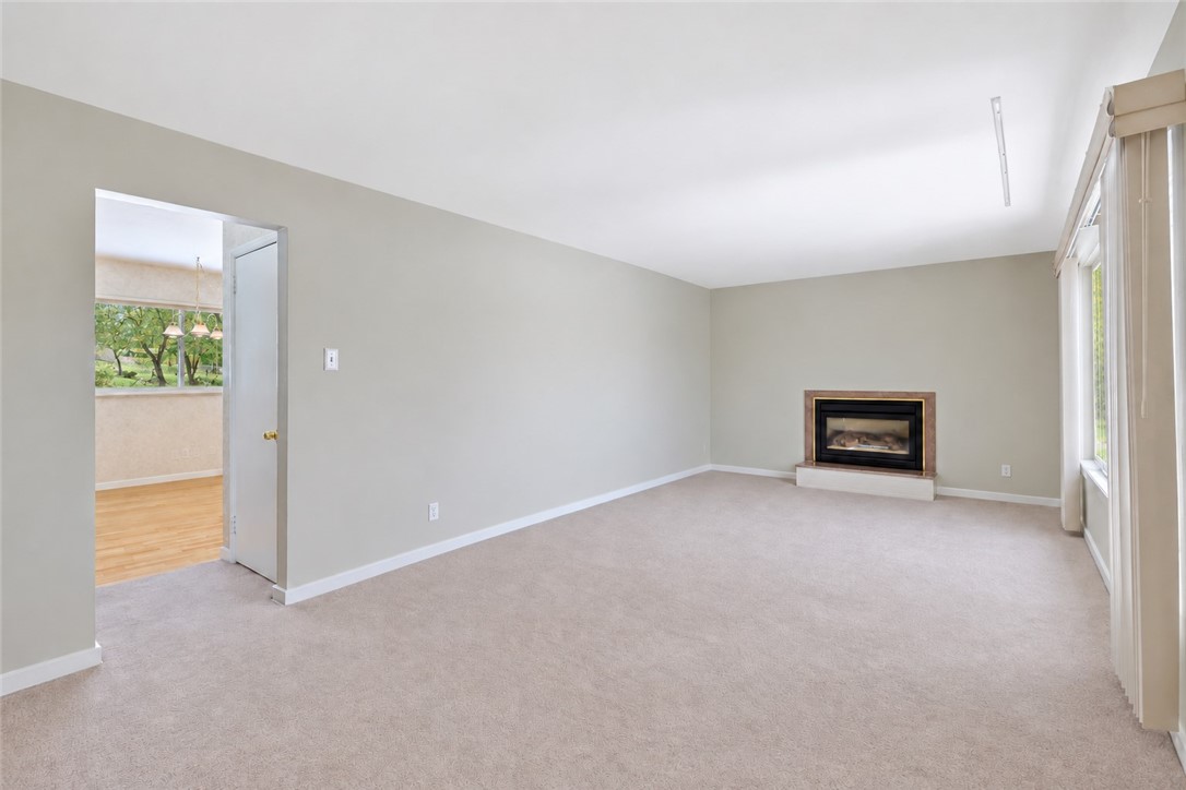 4043 Ewalt Rd