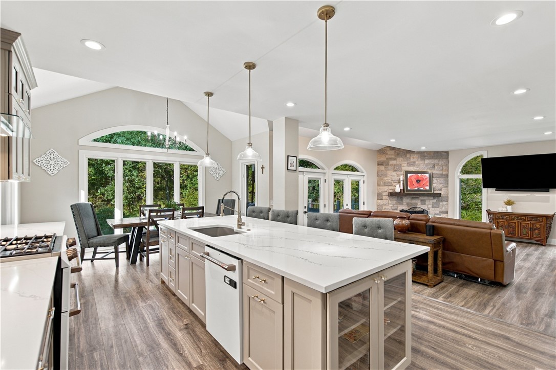 421 Lenox Ct