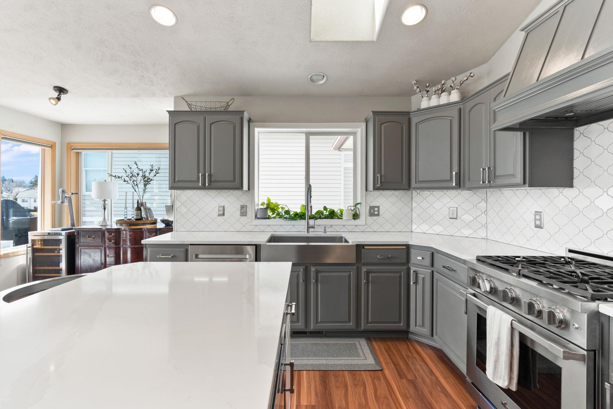 607 S Shelley Lake Ln