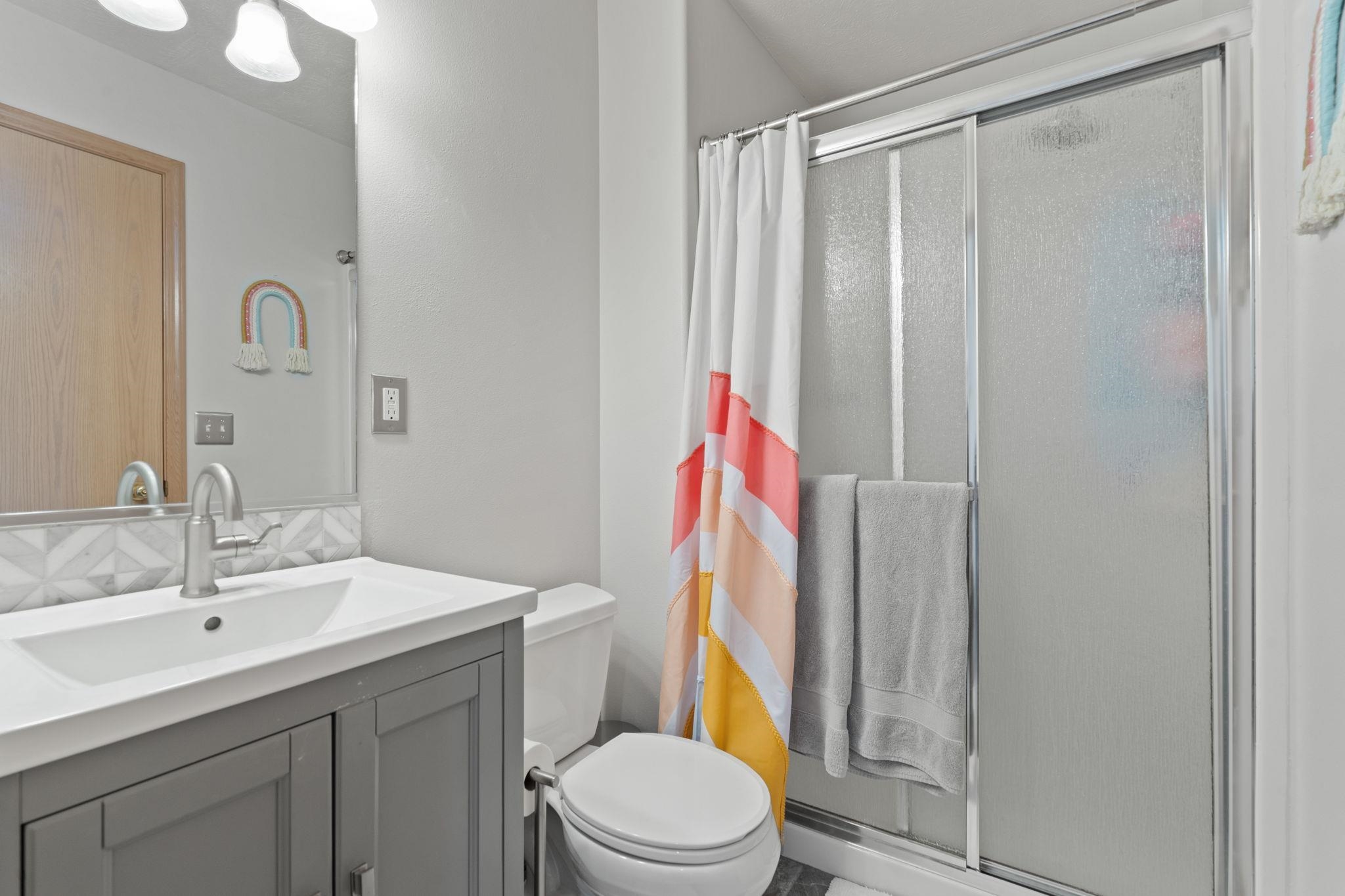 607 S Shelley Lake Ln