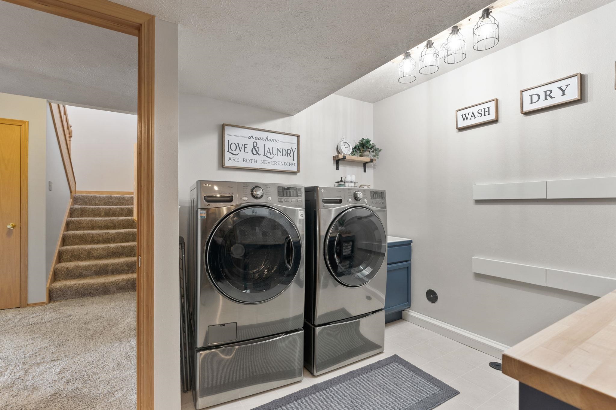 607 S Shelley Lake Ln