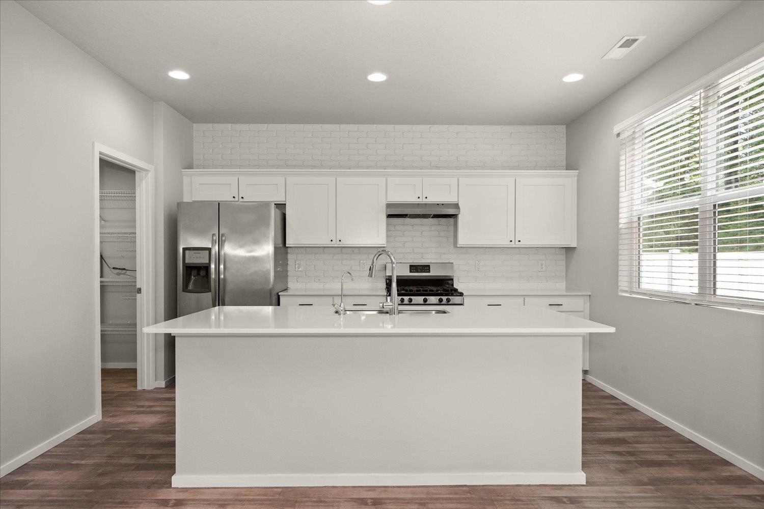 1110 E Silver Pine Rd