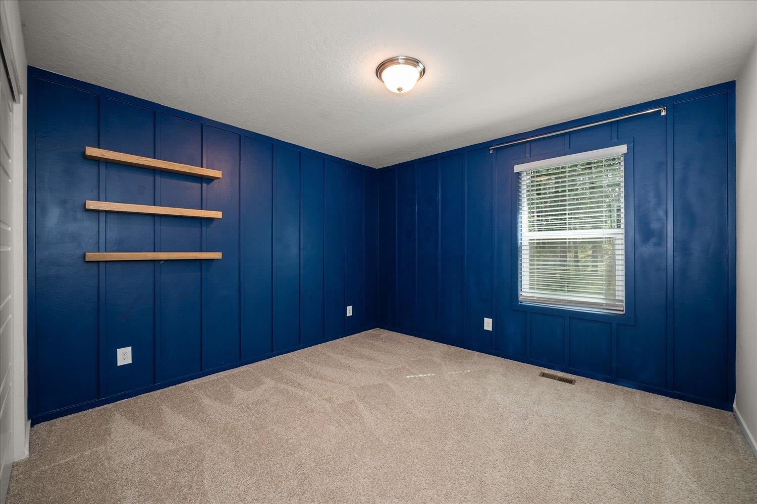 1110 E Silver Pine Rd