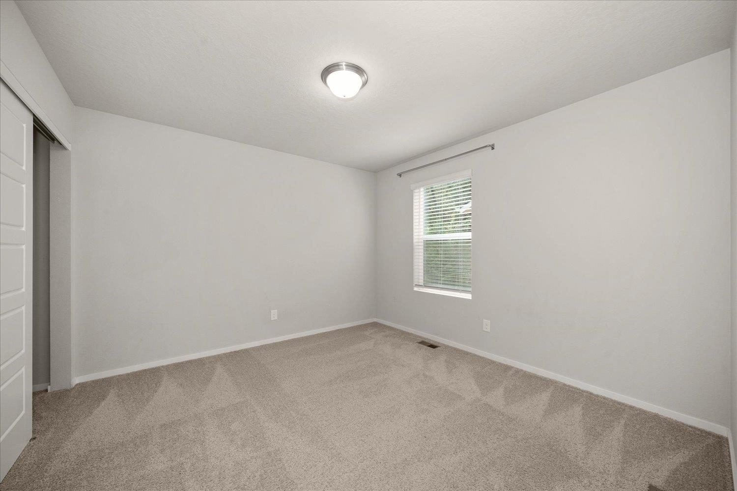 1110 E Silver Pine Rd