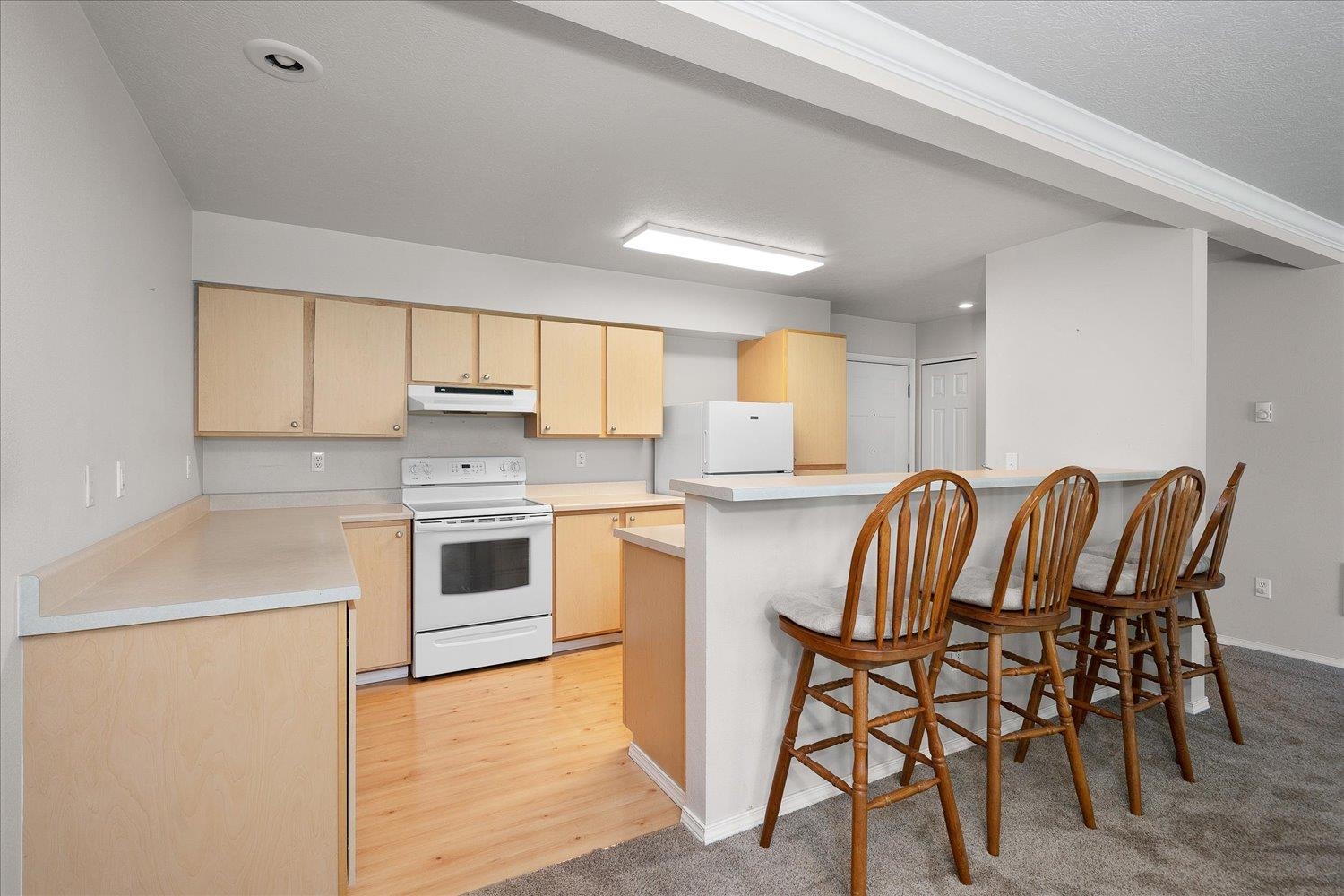 22855 E COUNTRY VISTA Dr