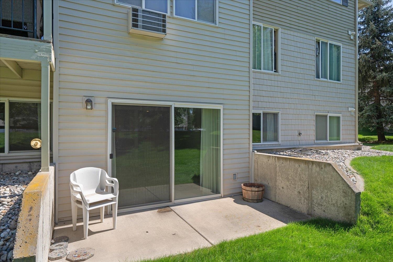 22855 E COUNTRY VISTA Dr