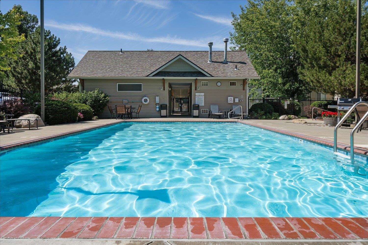 22855 E COUNTRY VISTA Dr