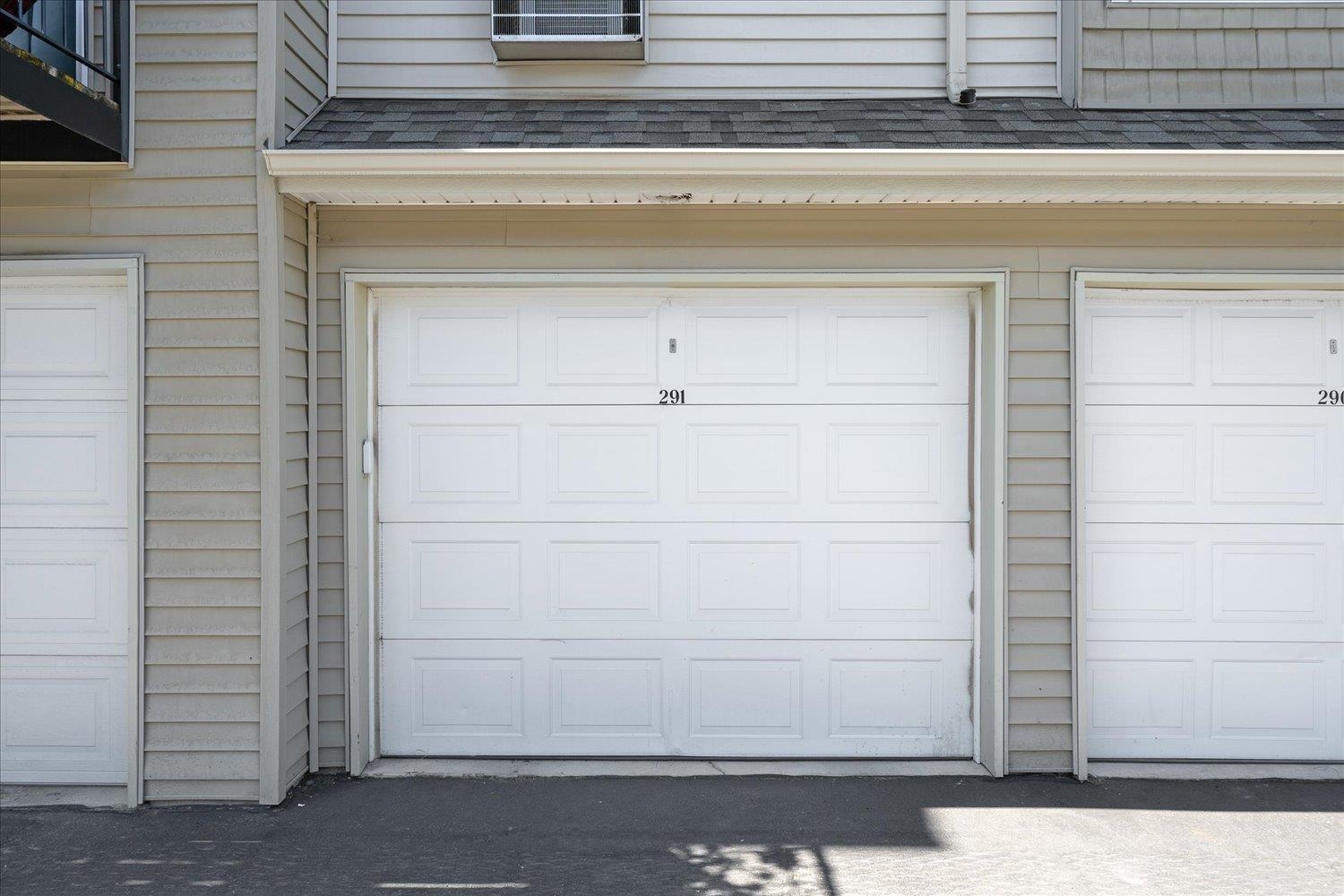 22855 E COUNTRY VISTA Dr