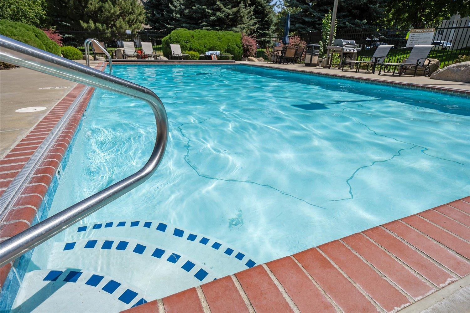 22855 E COUNTRY VISTA Dr