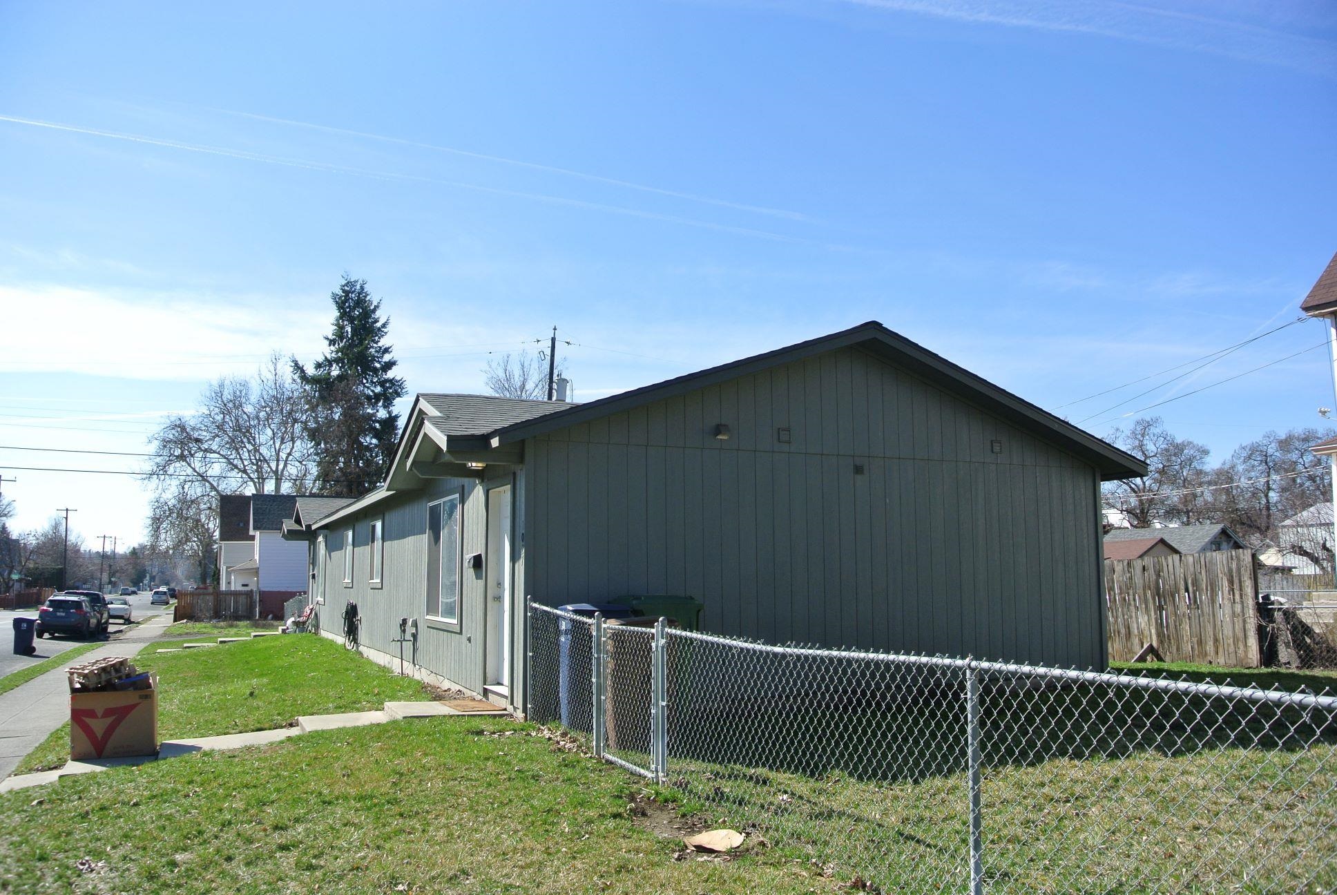 1027 N Elm St