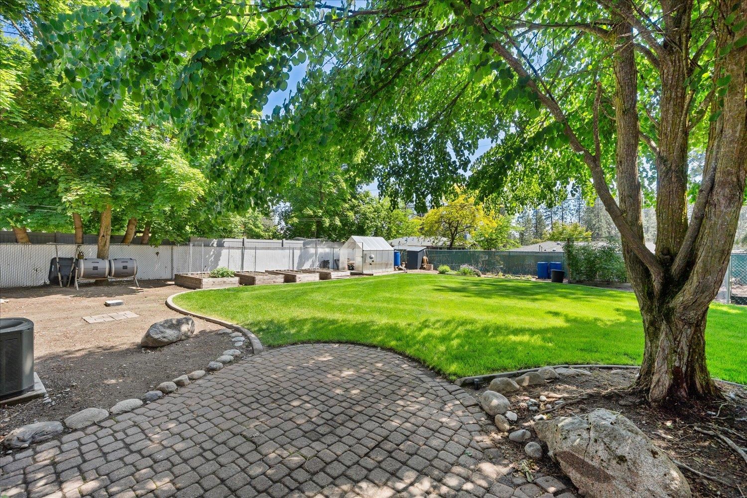 3003 W WOODSIDE Ave