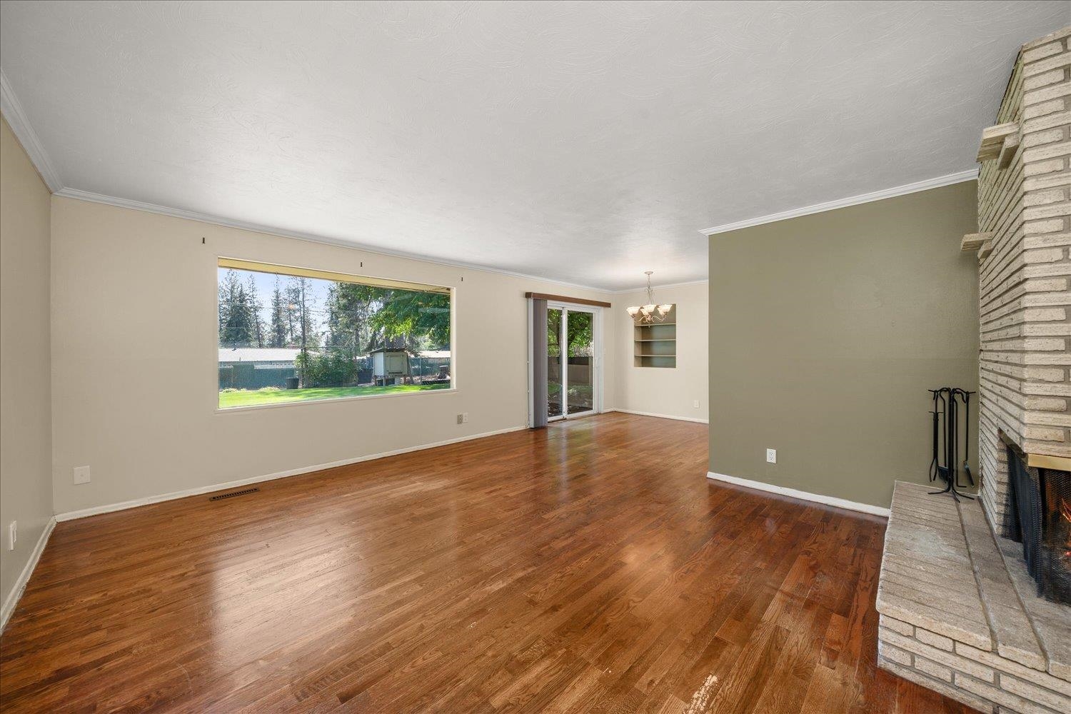 3003 W WOODSIDE Ave