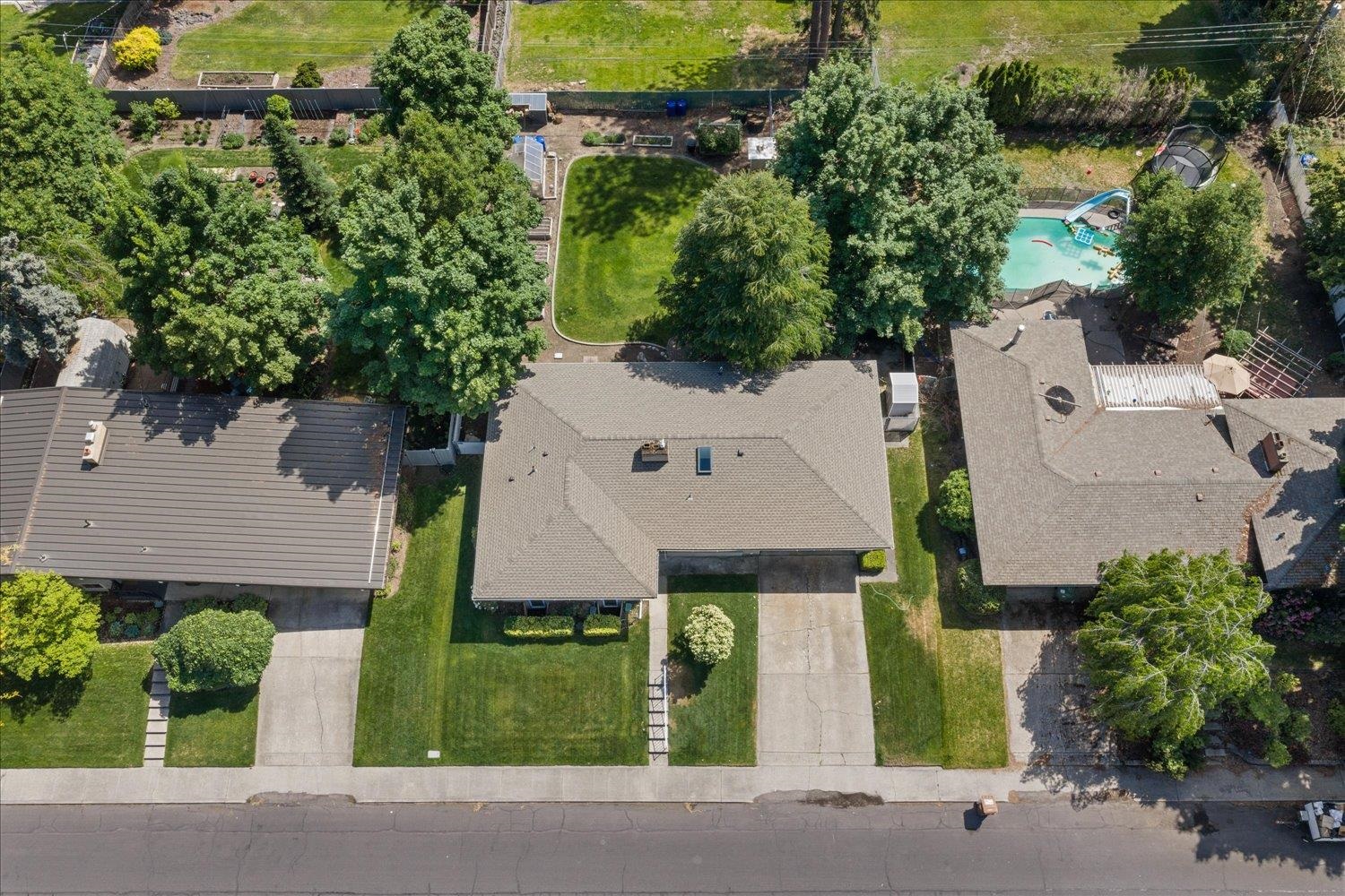 3003 W WOODSIDE Ave