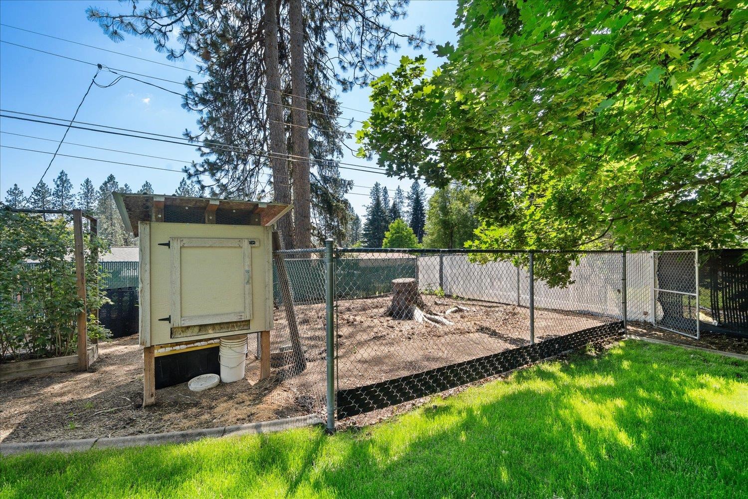3003 W WOODSIDE Ave