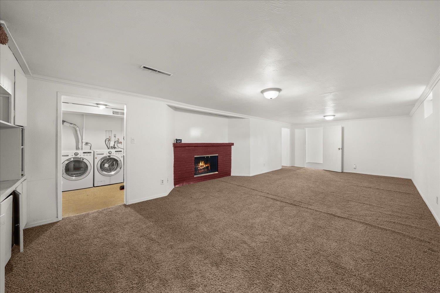 3003 W WOODSIDE Ave