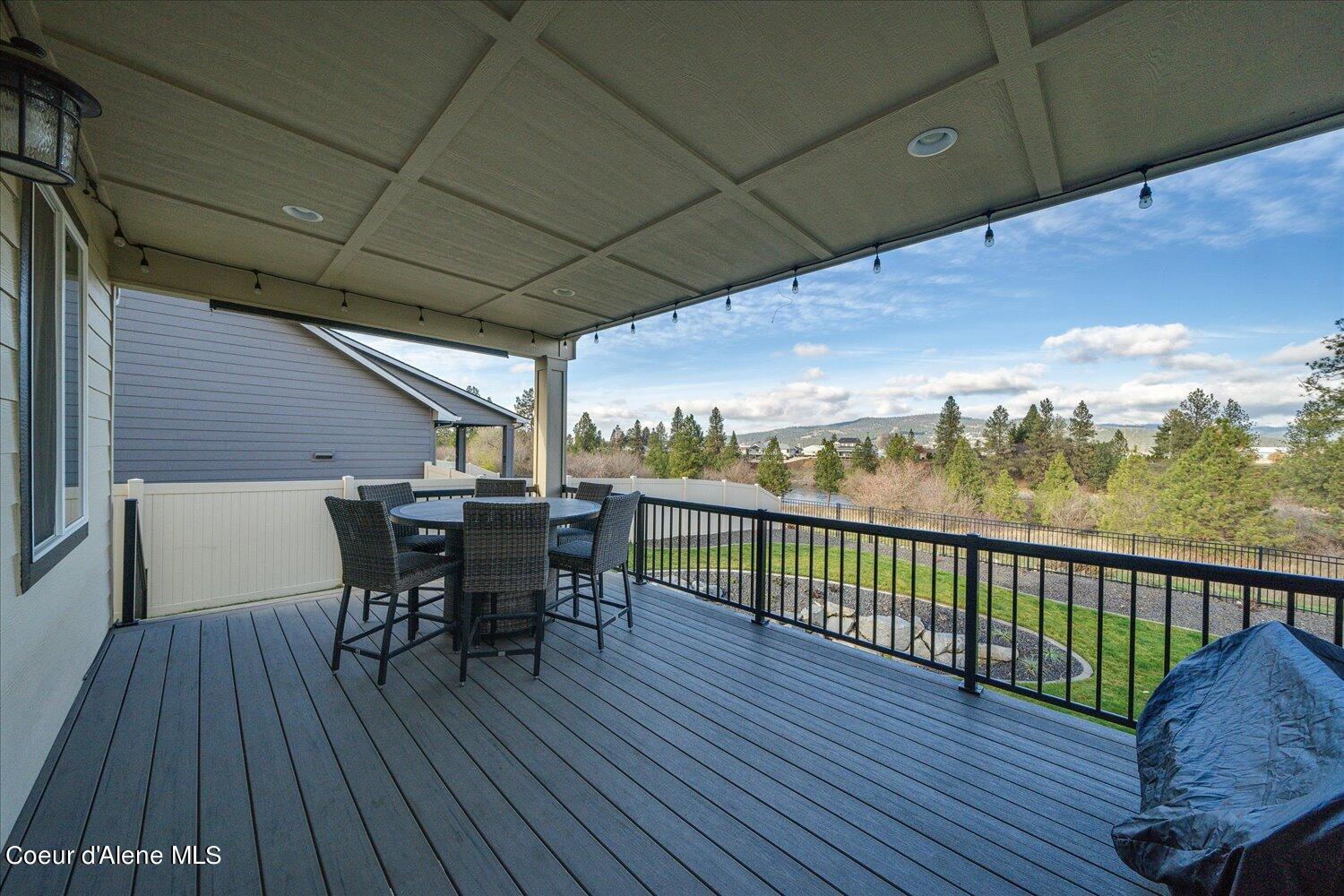 19843 E Riverwalk Ave