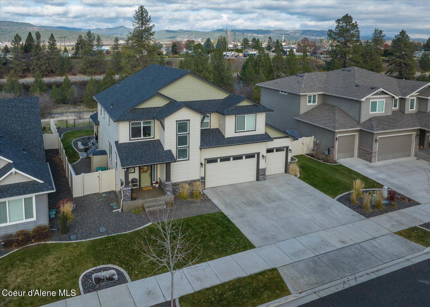 19843 E Riverwalk Ave